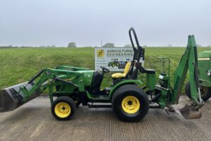 John Deere 2025 with loader and backhoe
