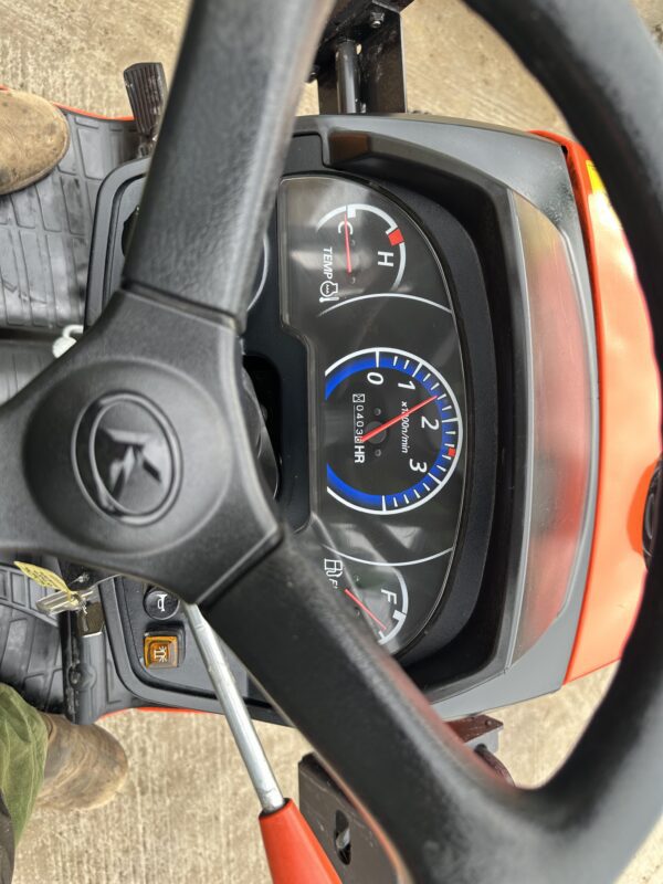 Kubota B2650 Compact Tractor - Image 6
