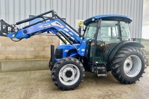 Solis 75 4wd with loader