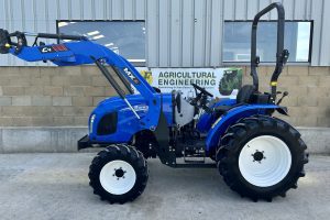 New Holland Boomer 50 with loader
